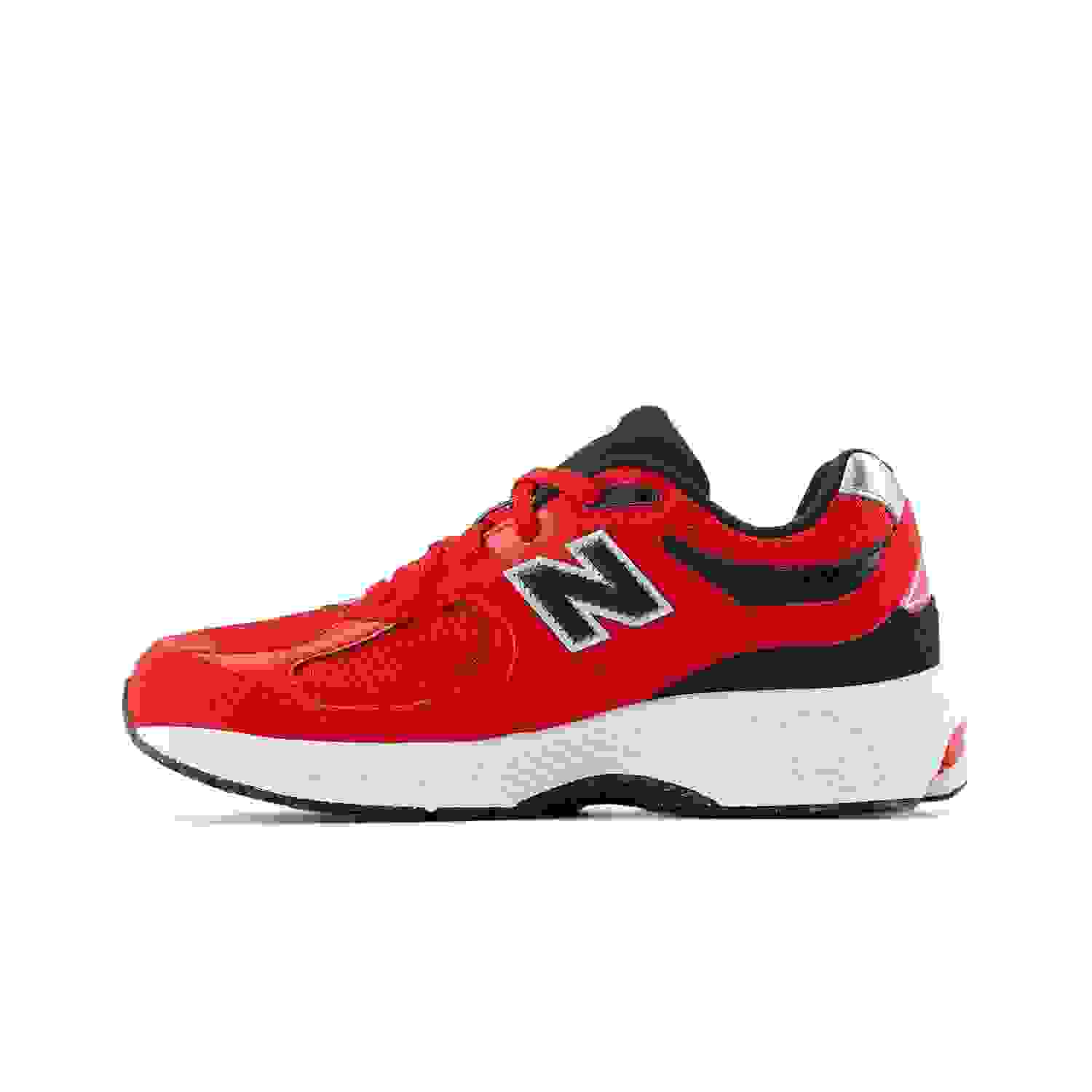 New Balance 2002 Grade School Boys' "Red/Black" Shoe